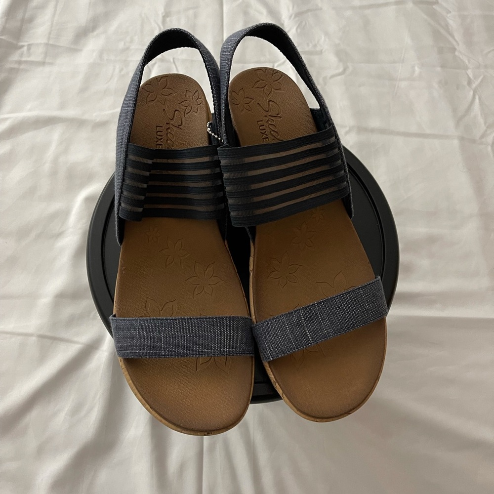 Skechers Relaxed Step Luxe Foam Open toe Sandals